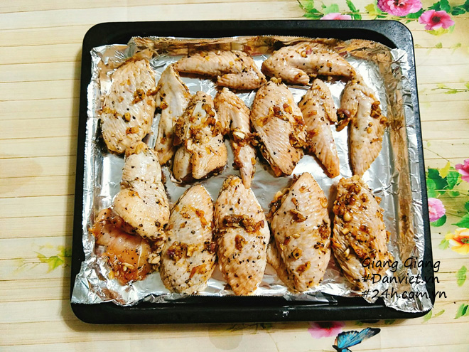 Cánh gà mà nướng kiểu này đảm bảo ngon hết cỡ - 5