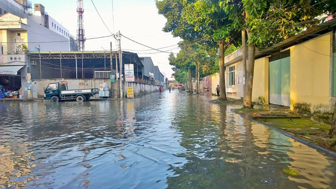 Triều cường dâng cao kỉ lục, TP Cần Thơ thành &#34;sông” - 15