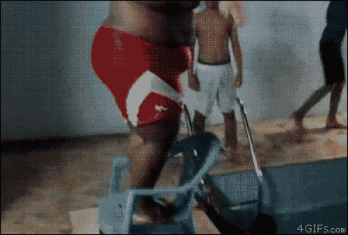 Cái kết cho kẻ không biết "tự lượng sức mình" - 7