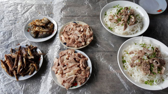 Mộc mạc chợ phiên Du Già - 13