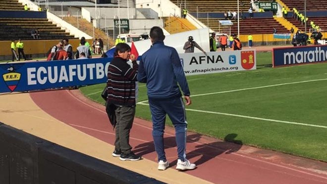 Messi - Argentina bỗng tuyệt đỉnh thăng hoa: Nhờ phù thủy làm phép? - 2