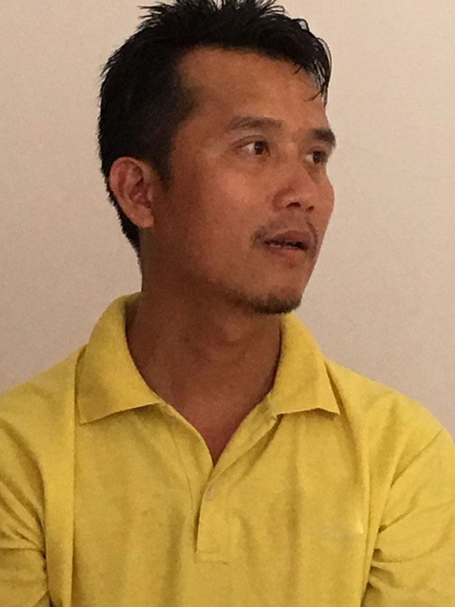 Vô tư xem phim bên cạnh xác vợ - 1