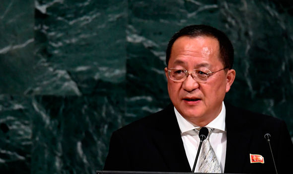 Triều Tiên dọa dùng &#34;mưa lửa&#34; để đáp trả ông Trump - 2