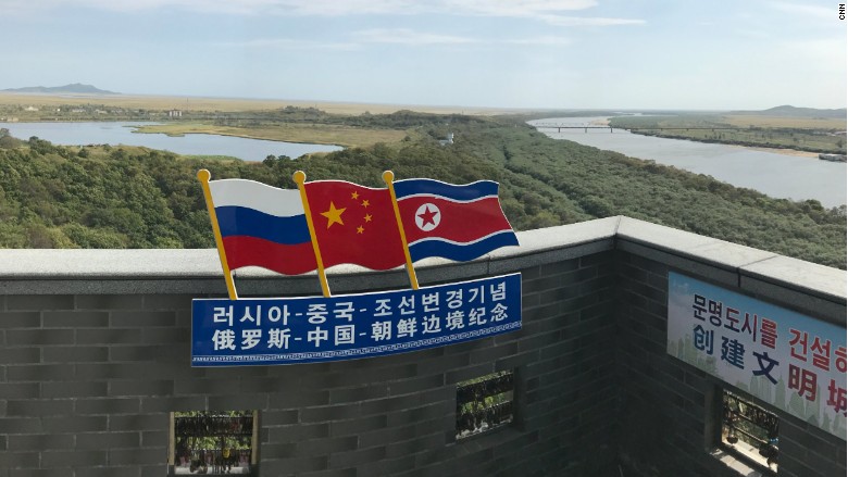 Cua khổng lồ Triều Tiên ở TQ khiến ông Trump “đau đầu” - 1