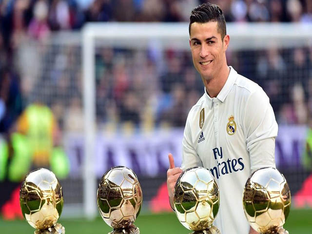 Ronaldo không giành Bóng vàng là tội ác: Triệu fan gọi tên CR7, “khinh” Messi