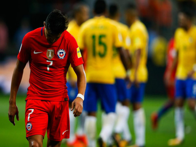 Sanchez lỡ World Cup: Ngán Arsenal ”tới tận cổ”, đòi sớm sang Manchester