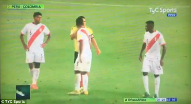 “Vết nhơ” World Cup: Falcao thừa nhận gạ “dàn xếp”, Mỹ tức tưởi bàn thắng ma - 5