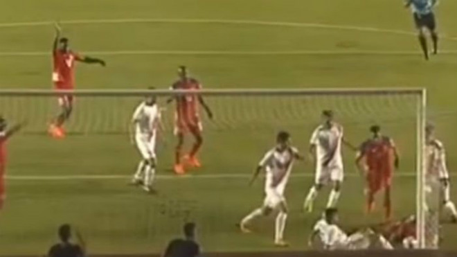 “Vết nhơ” World Cup: Falcao thừa nhận gạ “dàn xếp”, Mỹ tức tưởi bàn thắng ma - 6