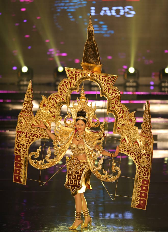 Quốc phục như bikini áp đảo hoàn toàn tại Hoa hậu Hòa bình - 9