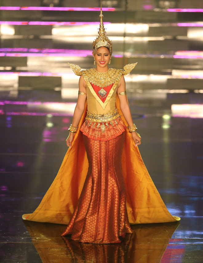 Quốc phục như bikini áp đảo hoàn toàn tại Hoa hậu Hòa bình - 14