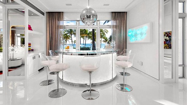 Mê mẩn biệt thự hướng biển trị giá 627 tỷ của nhà thiết kế lừng danh - 5