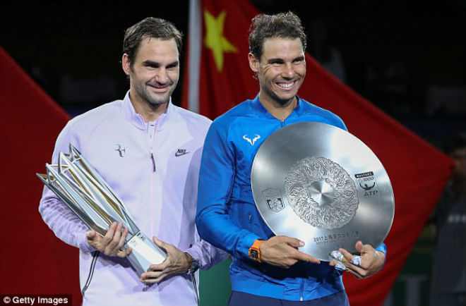 Federer hạ Nadal 5 lần liên tiếp: Mưa kỷ lục, bệ phóng tranh số 1 - 1