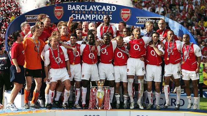 Arsenal: Từ biểu tượng sắc đẹp bóng đá Anh thành đống gạch vụn - 1