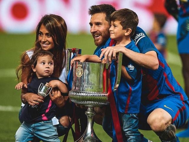Nhà Messi có tin vui: Đua Ronaldo sinh con đàn cháu đống