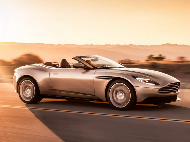 Aston Martin DB11 Volante giá 5 tỷ đồng ra mắt - 1