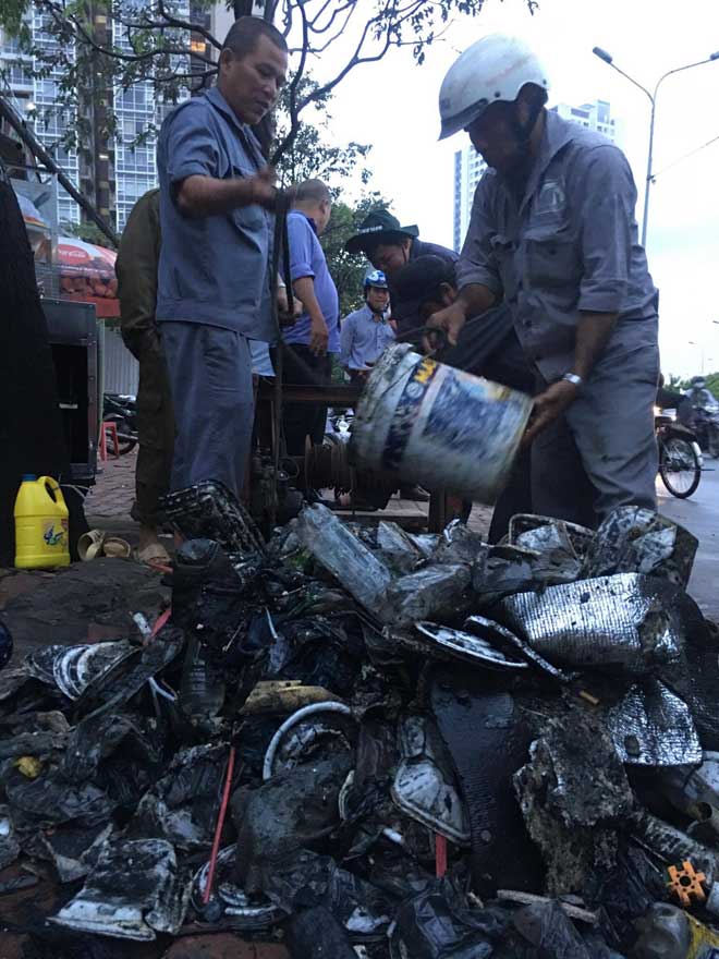 Hé lộ nguyên nhân “quái vật” hút nước “bó tay” khiến phố Sài Gòn thành sông - 4