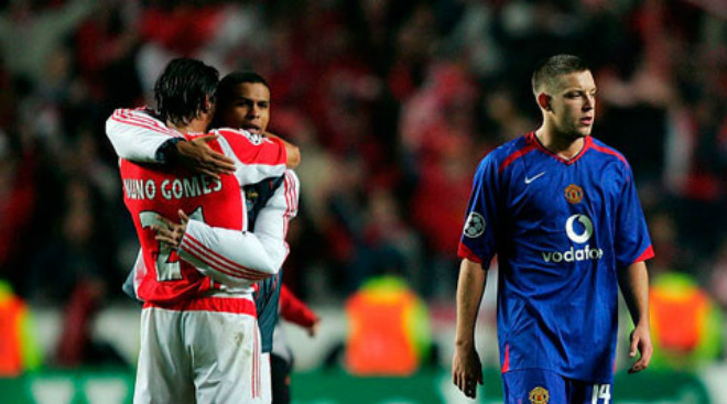 Tin nóng MU đấu Benfica: Mourinho điên đầu vì chấn thương, cậy nhờ Shaw - 3