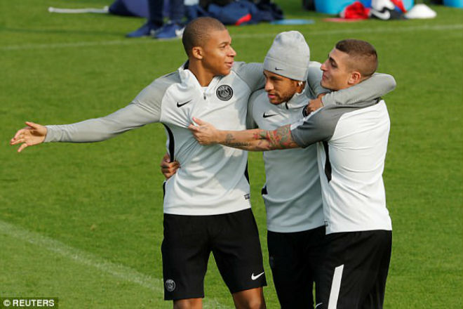 Neymar thu phục Mbappe cùng &#34;phe Brazil&#34; độc chiếm PSG, nhấn chìm Cavani - 2