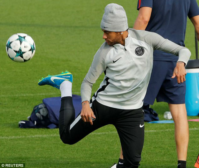 Neymar thu phục Mbappe cùng &#34;phe Brazil&#34; độc chiếm PSG, nhấn chìm Cavani - 6