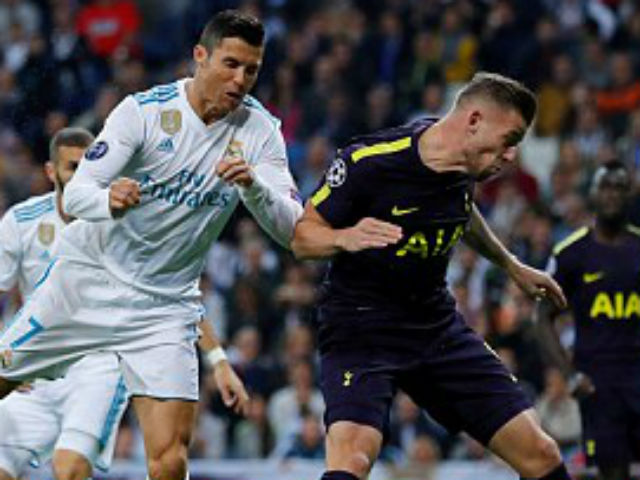 Real Madrid - Tottenham: ”Người nhện” thăng hoa, Ronaldo cứu giá