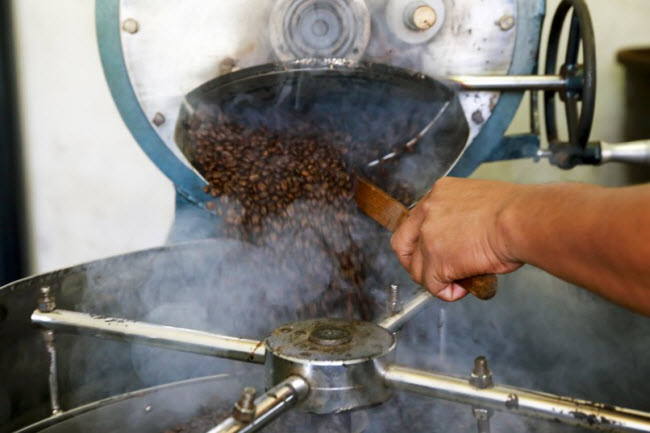 Học rang cà phê ở Guatemala.