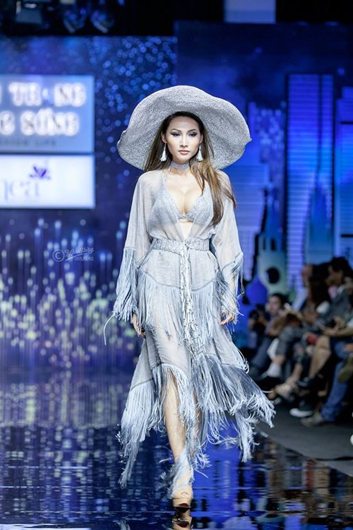 Vòng 1 đẹp mỹ mãn của kiều nữ Việt này khiến bao anh điêu đứng - 5