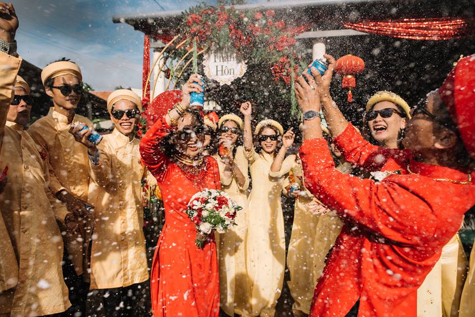 Cặp đôi xứ Huế và dàn bê tráp khiến khách mời choáng váng - 10