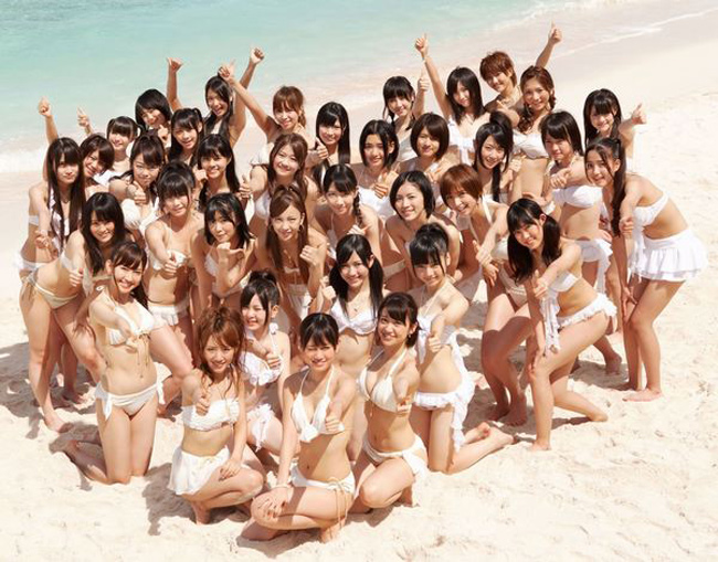 Nhóm nhạc thần tượng hàng đầu Nhật Bản AKB48 hội tụ số lượng thành viên "khủng". Đồng thời nhóm cũng vướng không ít scandal từ lúc thành lập tới nay.