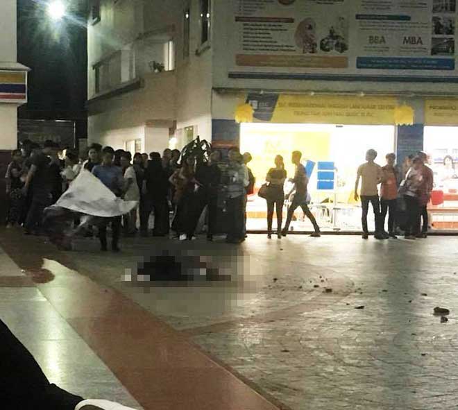 Cận cảnh vị trí bê tông rơi khiến sinh viên chết tức tưởi trong trường học - 7