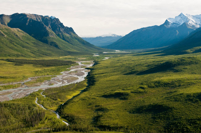 Sông Koyukuk chảy qua vườn quốc gia Cổng Bắc cực.