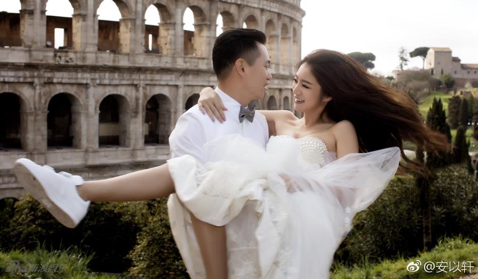 Gia thế giật mình của 4 &#34;lá ngọc cành vàng&#34; nức tiếng làng giải trí - 3