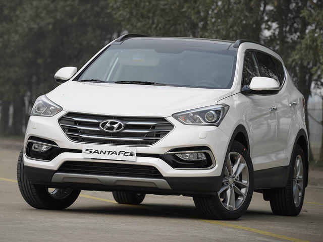 Hyundai Santa Fe giảm giá khiến nhiều xe khó bán - 1