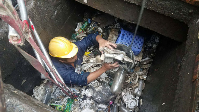 Nóng trong tuần: Bé trai 3 tuổi cưỡi trăn “khủng” ở Thanh hóa gây sốc - 5