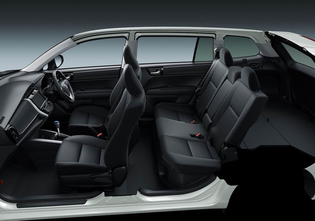 Xe gia đình Toyota Corolla Fielder giá 333 triệu đồng - 4