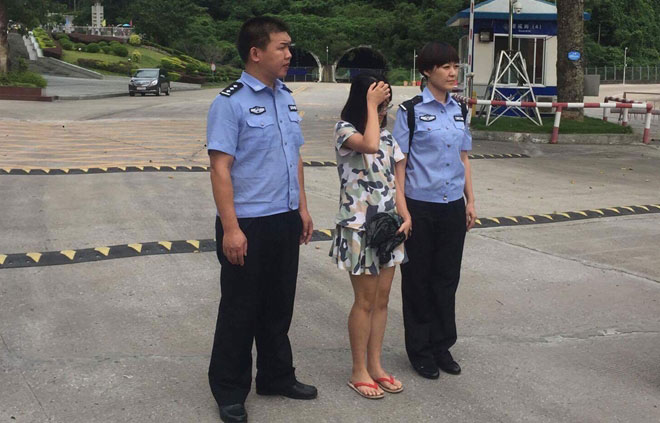 Hết tiền tiêu, người yêu cũng bán - 3