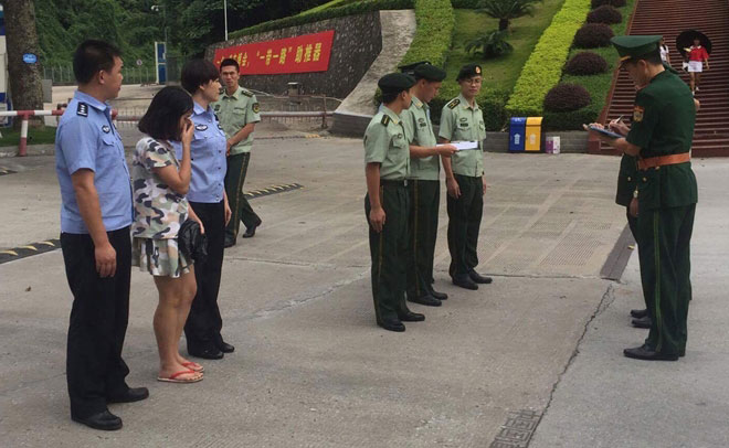 Hết tiền tiêu, người yêu cũng bán - 2