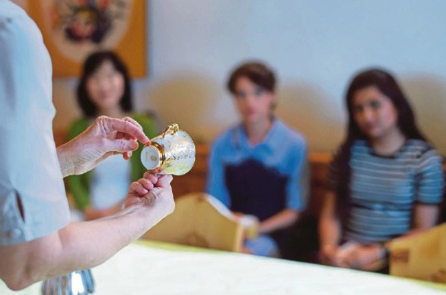 700 triệu đồng để theo học ngôi trường đào tạo quý tộc thực thụ - 5