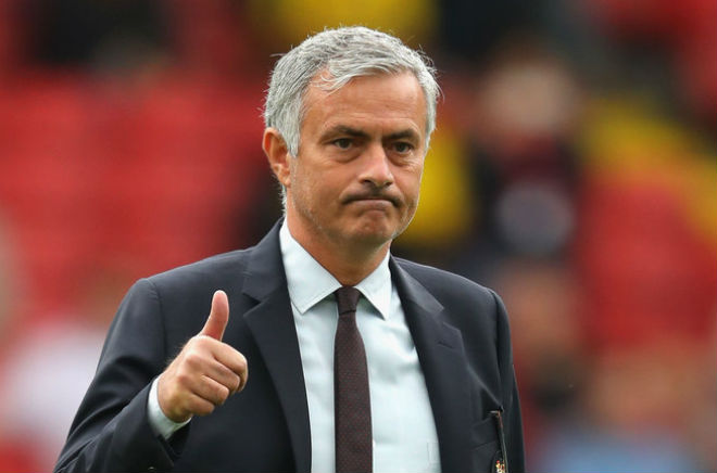 Tin HOT bóng đá tối 24/10: “Mourinho nên cho cầu thủ MU ăn đấm” - 3