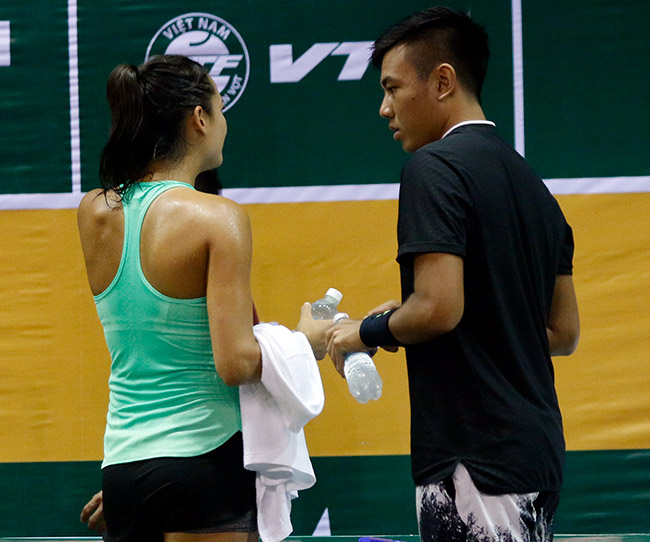 Hoa khôi quần vợt tiếp lửa Hoàng Nam ra quân Vietnam Open - 1