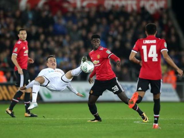 Video, kết quả bóng đá Swansea - MU: Hai ”phát đạn” từ một người hùng