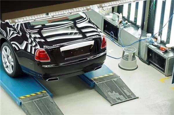 Ghé thăm công xưởng siêu sang chảnh của hãng xe Rolls-Royce - 16