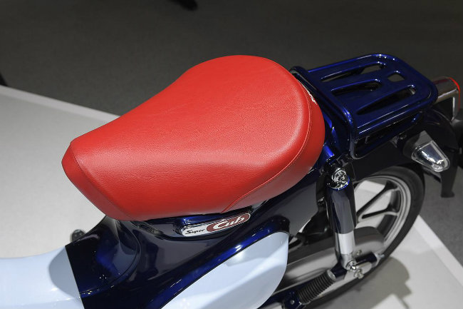 Yên ngồi chính của Super Cub C125.