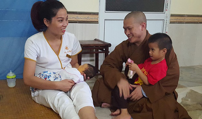 Tiếng khóc phát ra sau lưng tượng Phật và cái kết không ngờ - 4