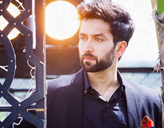 "Cuộc chiến gia tộc": Bộ phim quy tụ dàn nam chính điển trai Bollywood - 3