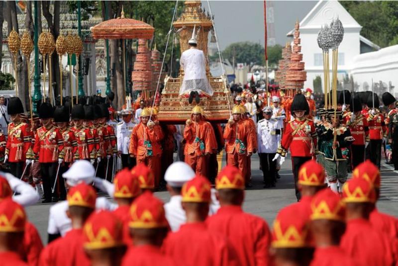 Chùm ảnh: Tang lễ lớn chưa từng thấy của Nhà vua Thái Lan - 9