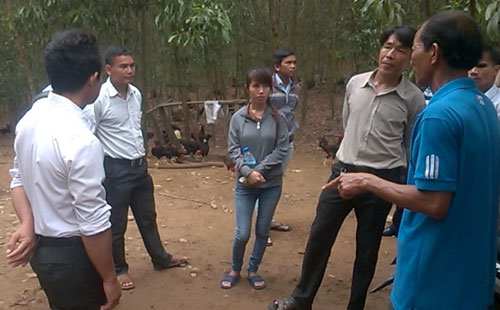 Thả 5.000 gà đồi, anh Đời thu 400 triệu/năm - 2