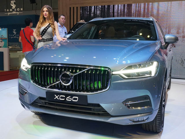 Volvo XC60 2018 có giá 2,45 tỷ đồng tại Việt Nam - 1
