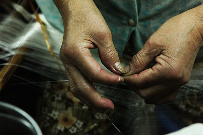 Đến làng Vạn Phúc xem quy trình sản xuất lụa công phu như thế nào - 9