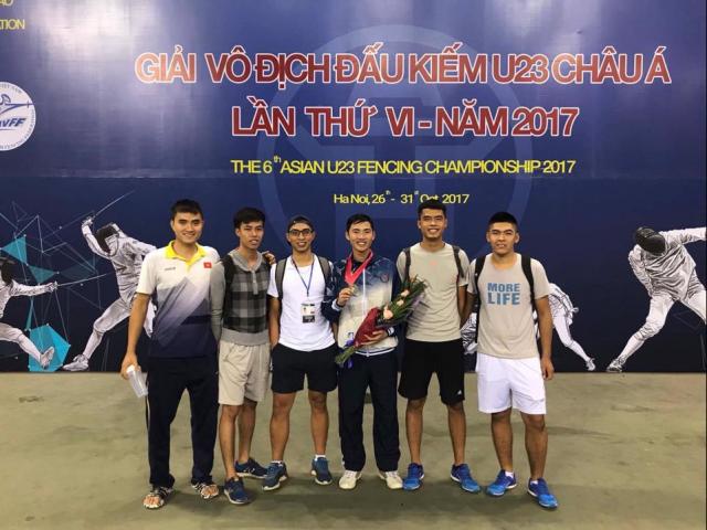 Tin thể thao HOT 27/10: Kiếm thủ Vũ Văn Hùng giành HCB châu Á lịch sử