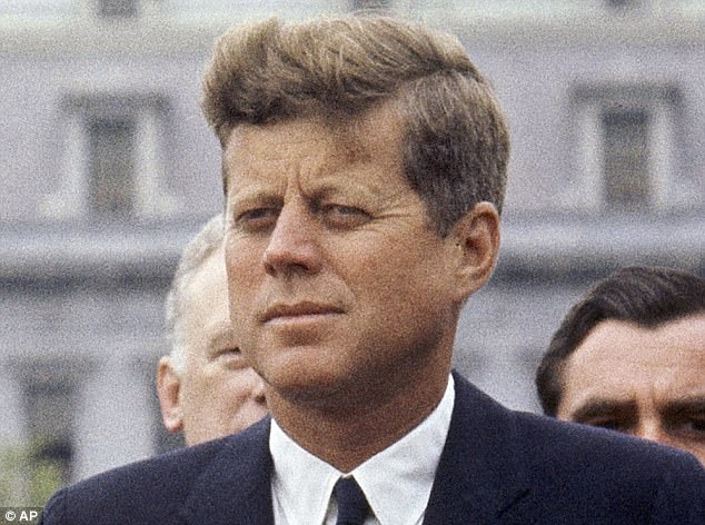 Cú điện kì lạ báo trước vụ ám sát Tổng thống Kennedy? - 2